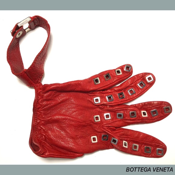 Bottega Veneta Black Red Leather Stud Gloves Size7 - Picture 4 of 8